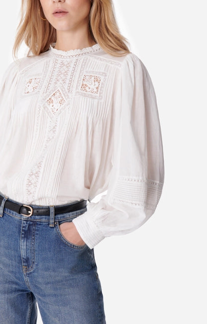Blusa ricamata