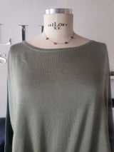 Maglia over light cashmere