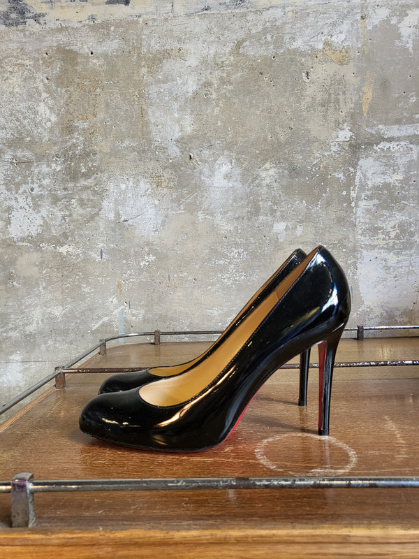 Louboutin in vernice