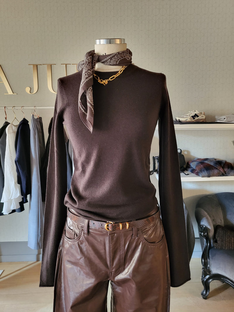 Pantaloni in eco-leather