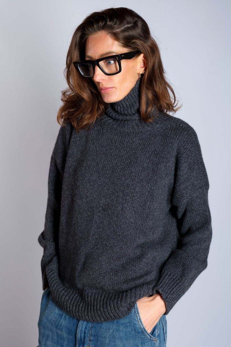 BRIE | TURTLENECK