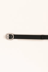 BELT WITH OVAL BLACK SILVER BUCKLE