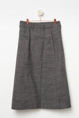 wide fold skirt