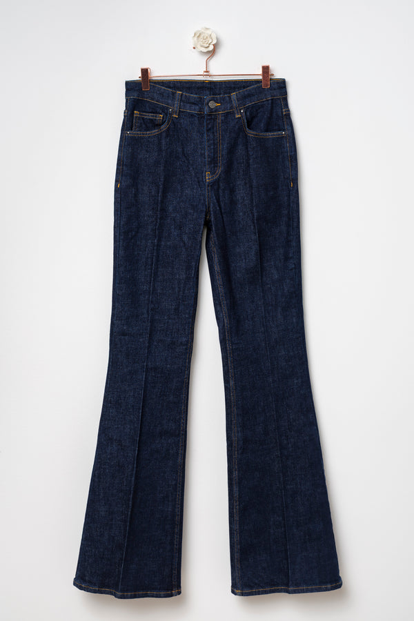 Jeans flared