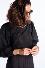 Camicia blusa ricamata