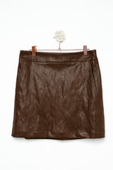 Short vegan leather skirt