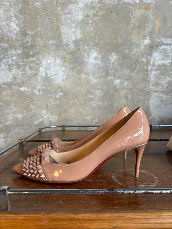 Louboutin in vernice