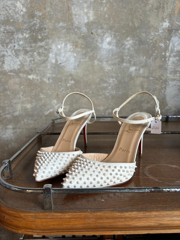 Louboutin in vernice