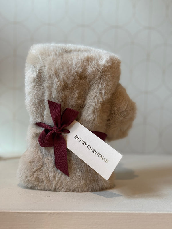 Faux fur mitten (Copy)