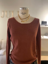 Raw cut crew neck sweater