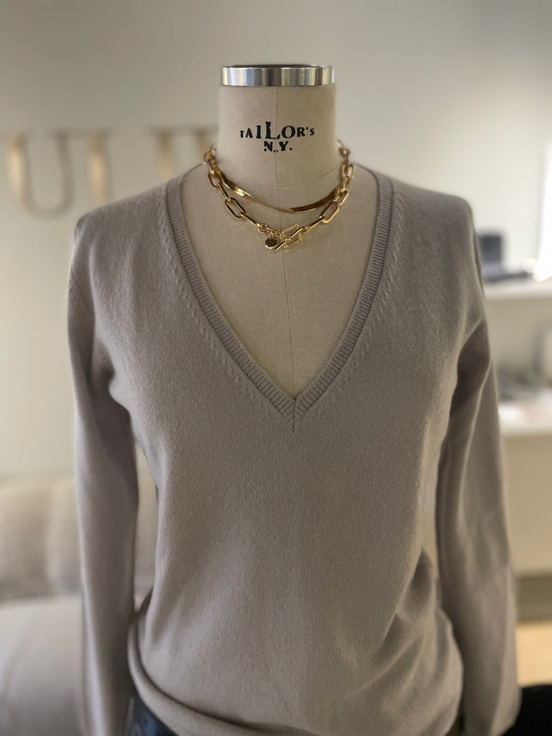 V -neck cashmere sweater