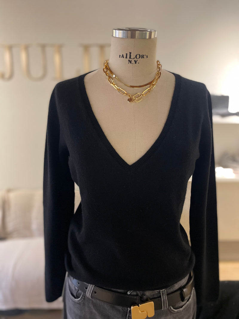 V -neck cashmere sweater