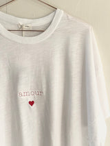T-shirt over AMOUR