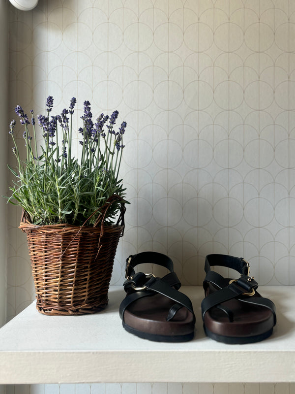 Suede sandal