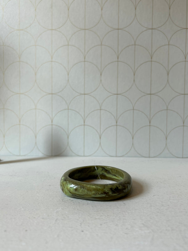 Bracciale in resina verde bosco