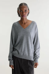 V-neck sweater WOOL AND CASHMERE BLEND