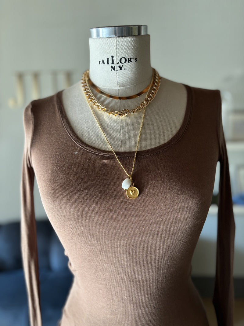 Round-neck cotton shirt
