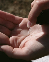 'Glow' moisturizing gel