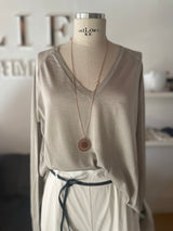 Oversize v neck sweater