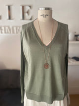 Oversize v neck sweater